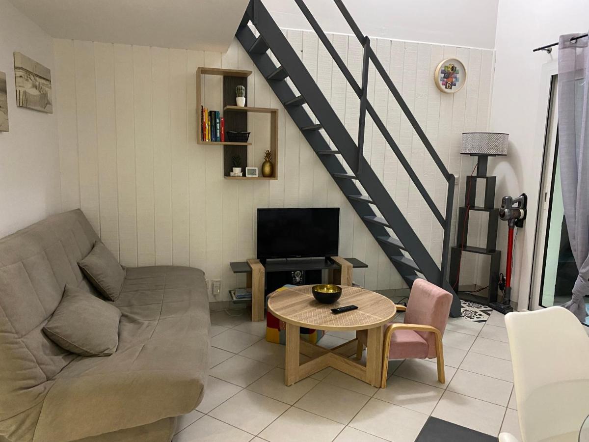 Appartement Cosy - Les Ecureuils Арес Экстерьер фото